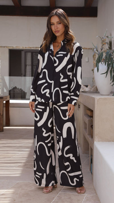 Corinne - Two-Piece Printed Set