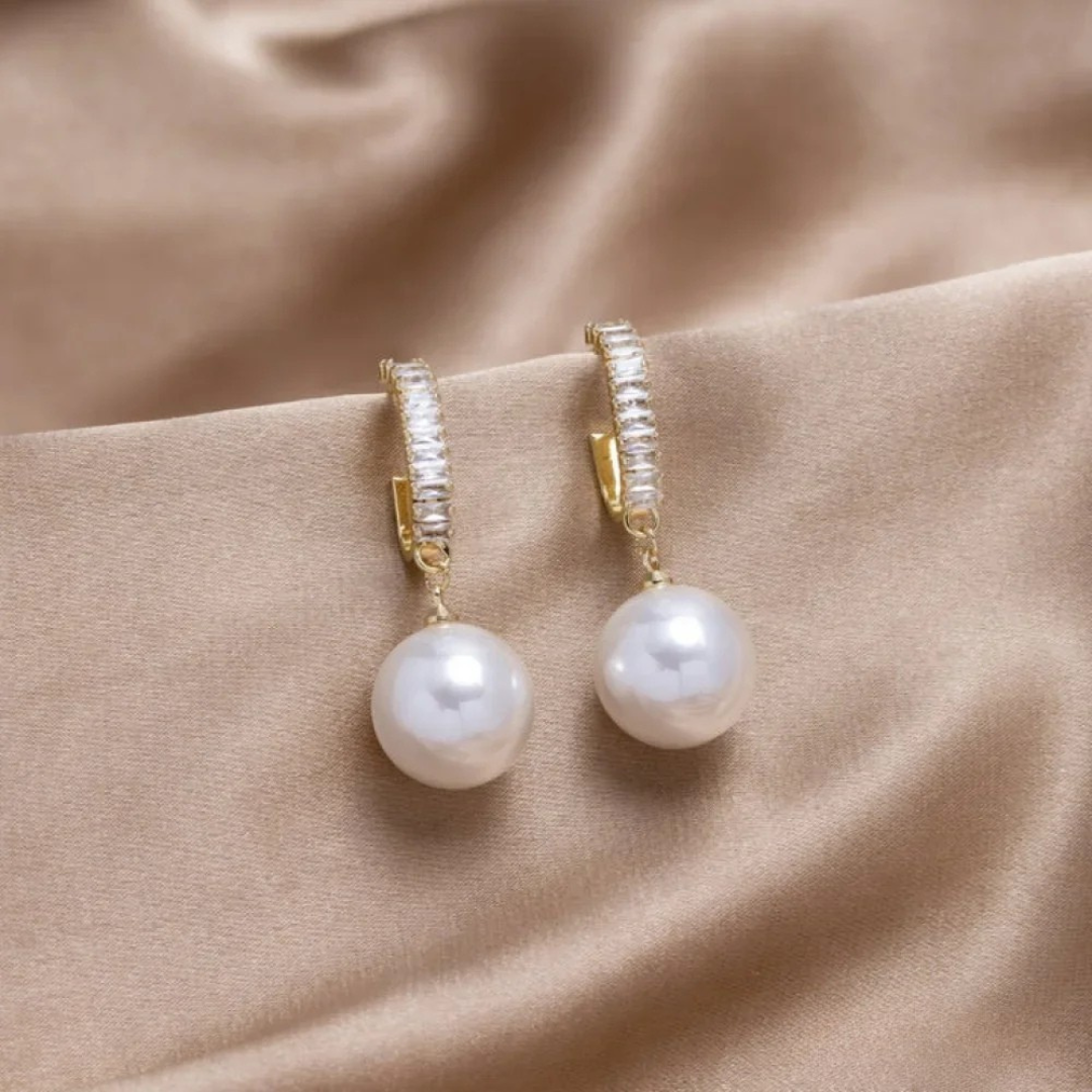 Luxury Earrings with Pearl and Zirconia