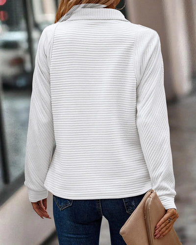 Genevieve | Stylish women's V-neck sweater