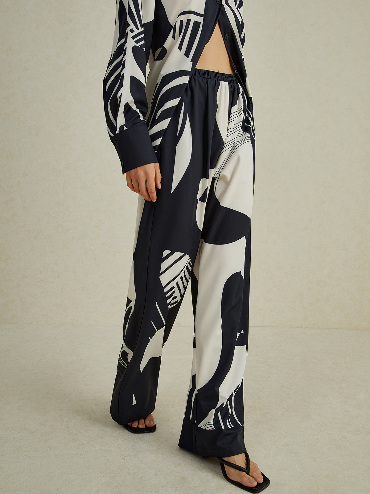 Noire - Two-Piece Printed Set