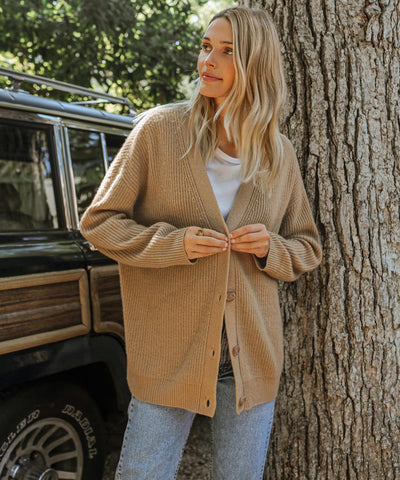 SHELBY | COMFORTABLE V-NECK CARDIGAN