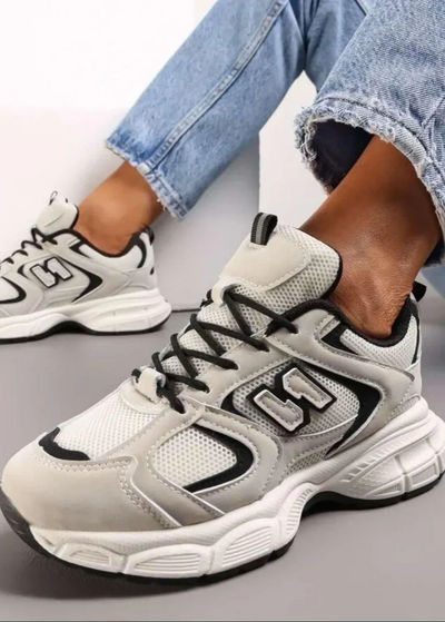 Evy - Elegant Women Sneaker